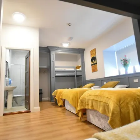 Lanigan'S Accommodation Hostel